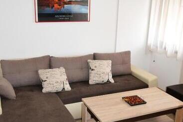 پانسیون Guesthouse Ušće