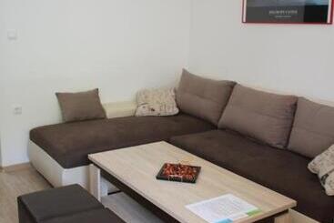 پانسیون Guesthouse Ušće