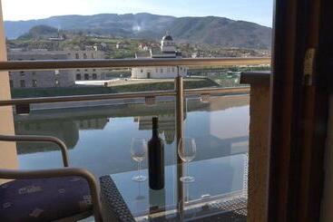 پانسیون Guesthouse Ušće