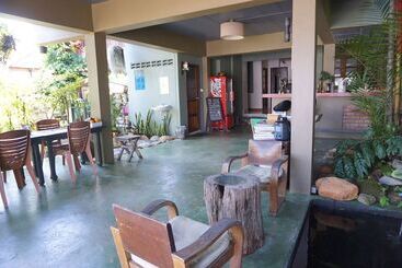پانسیون Home Phang Nga Guesthouse