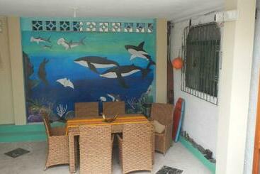 پانسیون Hostal Cattleya
