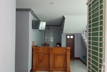 پانسیون Kampongbay Makeng Ii Guesthouse