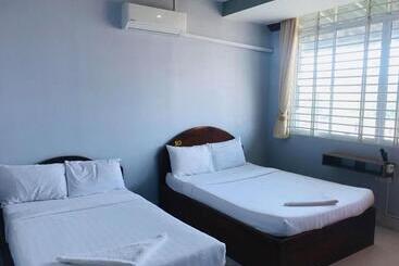 پانسیون Kampongbay Makeng Ii Guesthouse