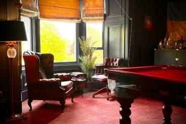 پانسیون Moffat Independent Hostel