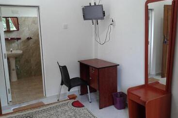 پانسیون Oudarya Guest