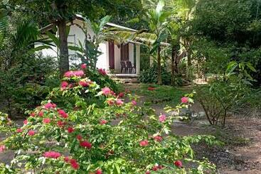 پانسیون Sanjana Home Stay