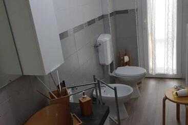 پانسیون Testa O Croce Casa Vacanze