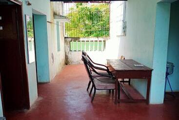 پانسیون Vacation Home Stay
