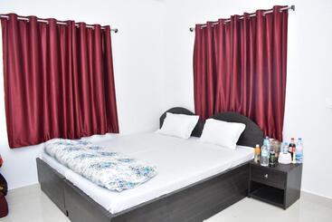 هاستل Gaurav Guest House