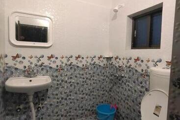 هاستل Gaurav Guest House