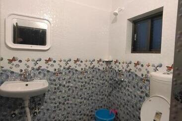 هاستل Gaurav Guest House