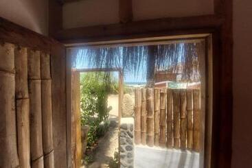 هاستل Nómada Del Mar Máncora   Playa & Piscina