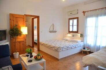 Anofli Suites