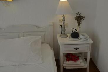Anofli Suites