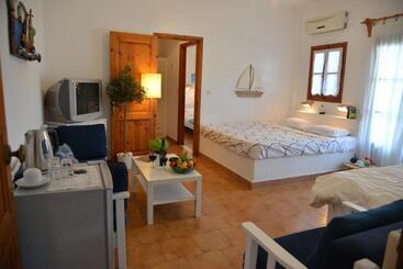 Anofli Suites