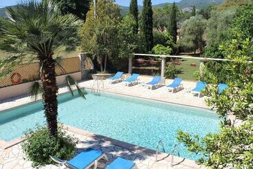 Domaine Le Clos Des Oliviers