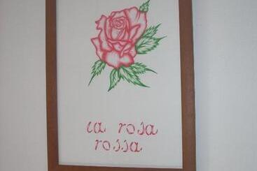 هتل Agriturismo La Rosa Montefalco