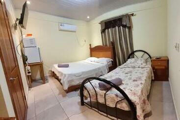 پانسیون Hostal Bocas Tropical Paradise