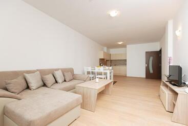 Silver Beach Apart Complex