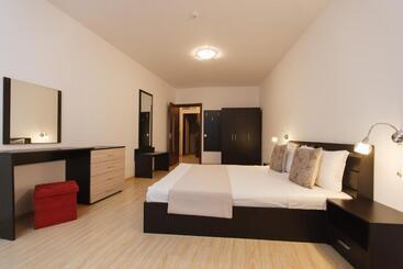 Silver Beach Apart Complex