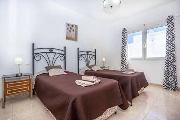 Villa Tian - Puerto Calero
