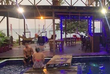 هاستل Hostal Hilltop Capurgana