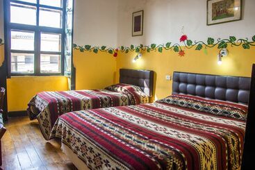 هاستل Hostal Riviera Sucre