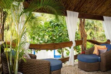 Casa Jaguar Hotel & Boutique