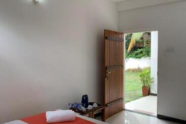 膳宿费 Chill House Safari Resort