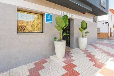پانسیون Hostal Romerito