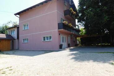 پانسیون House Vukovic