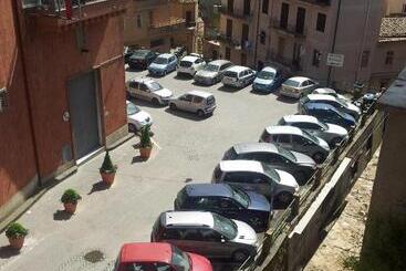 تختخواب و صبحانه Antica Dimora Historic Building
