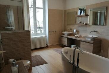 تختخواب و صبحانه Chambres D Hôtes Côté Parc Côté Jardin Avec Parking Privé Gratuit