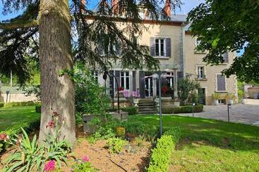 تختخواب و صبحانه Chambres D Hôtes Côté Parc Côté Jardin Avec Parking Privé Gratuit