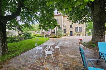 تختخواب و صبحانه Chambres D Hôtes Côté Parc Côté Jardin Avec Parking Privé Gratuit