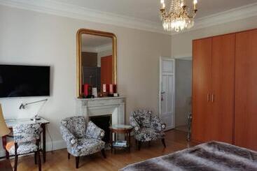 تختخواب و صبحانه Chambres D Hôtes Côté Parc Côté Jardin Avec Parking Privé Gratuit