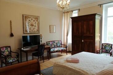 تختخواب و صبحانه Chambres D Hôtes Côté Parc Côté Jardin Avec Parking Privé Gratuit
