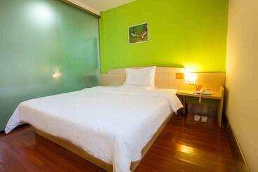 هتل 7days Inn Nanning Min Zu Avenue