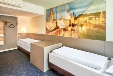 B&b Hotel Würzburg City