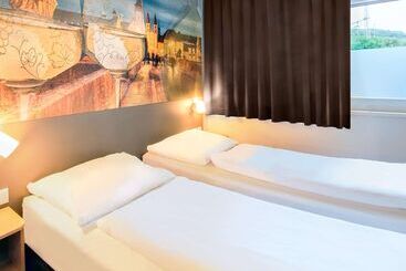 B&b Hotel Würzburg City