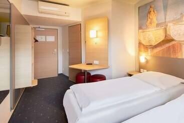 B&b Hotel Würzburg City