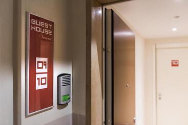 هتل Guesthouse Verona