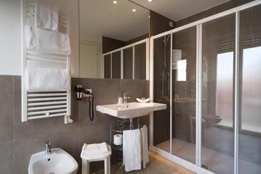 هتل Guesthouse Verona