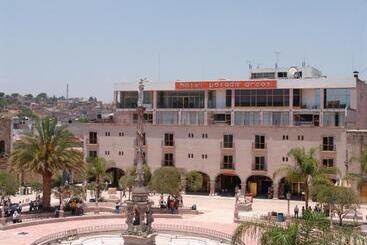 هتل Posada Arcos