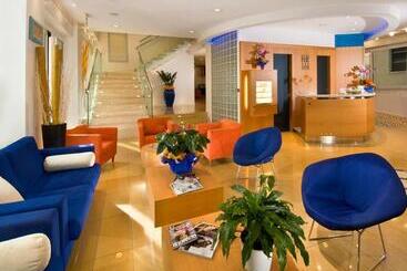 هتل Riviera B&b