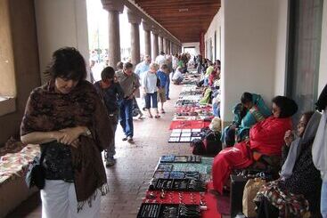 تختخواب و صبحانه Pueblo Bonito Santa Fe