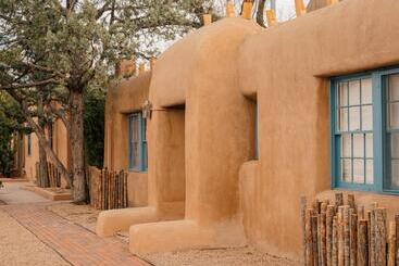تختخواب و صبحانه Pueblo Bonito Santa Fe