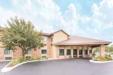هتل Baymont By Wyndham Muskegon