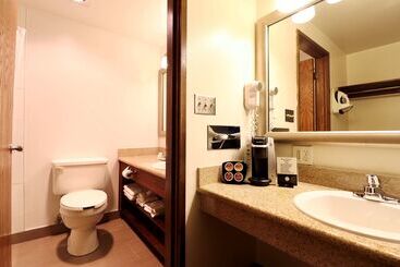 هتل Best Western Chieftain Inn