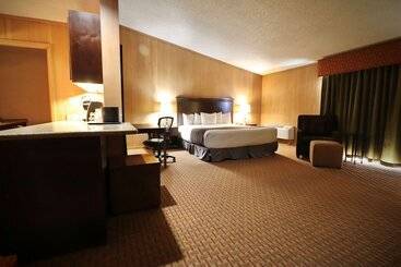 هتل Best Western Chieftain Inn